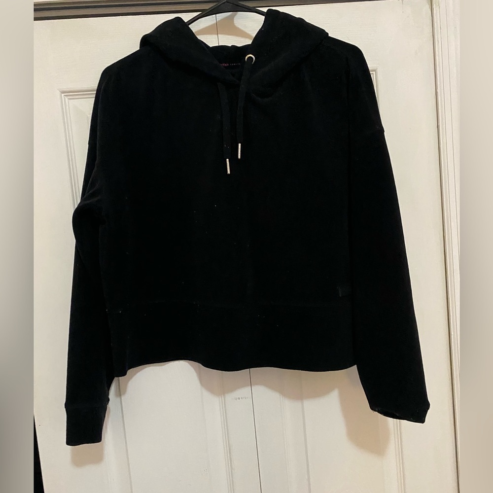 New ck Gorgeous vintage semi cropped oversized hoodie by vintage Calvin … - Picture 7 of 14